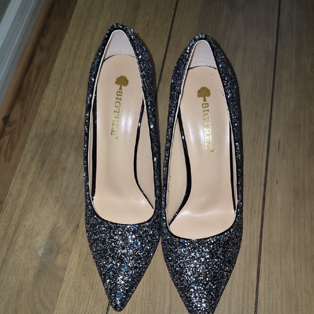 Women's Glitter Pumps - Black